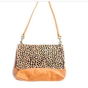 ISO Ceri Hoover Crossbody